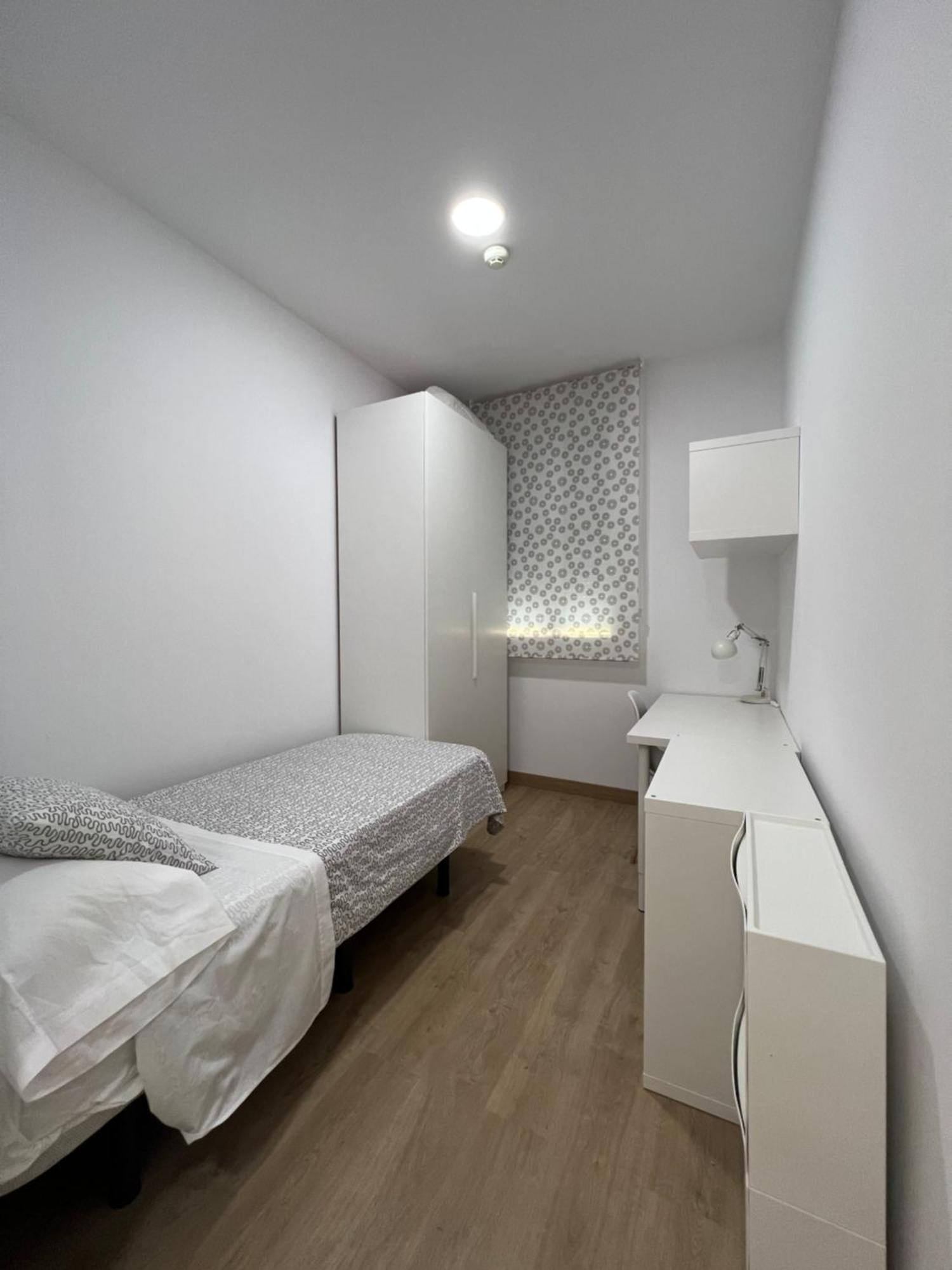 Colegio Mayor Careu - Women Only - University Community Sevilla Bagian luar foto